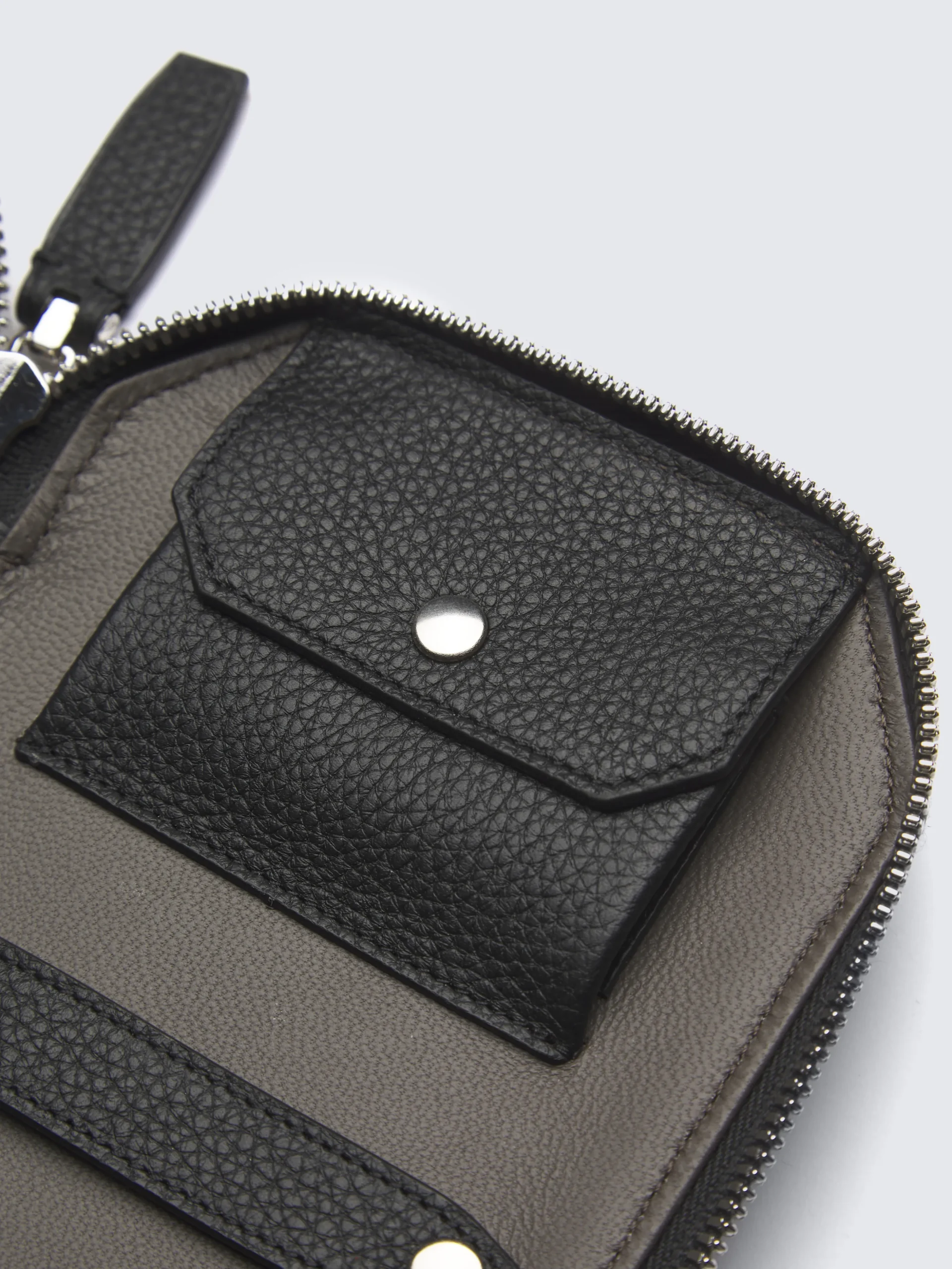 Black grained leather tie case