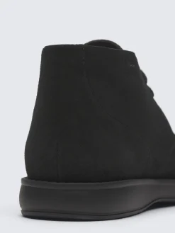 Black suede Journey desert boots