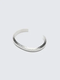 Bracelet in hammered bronze