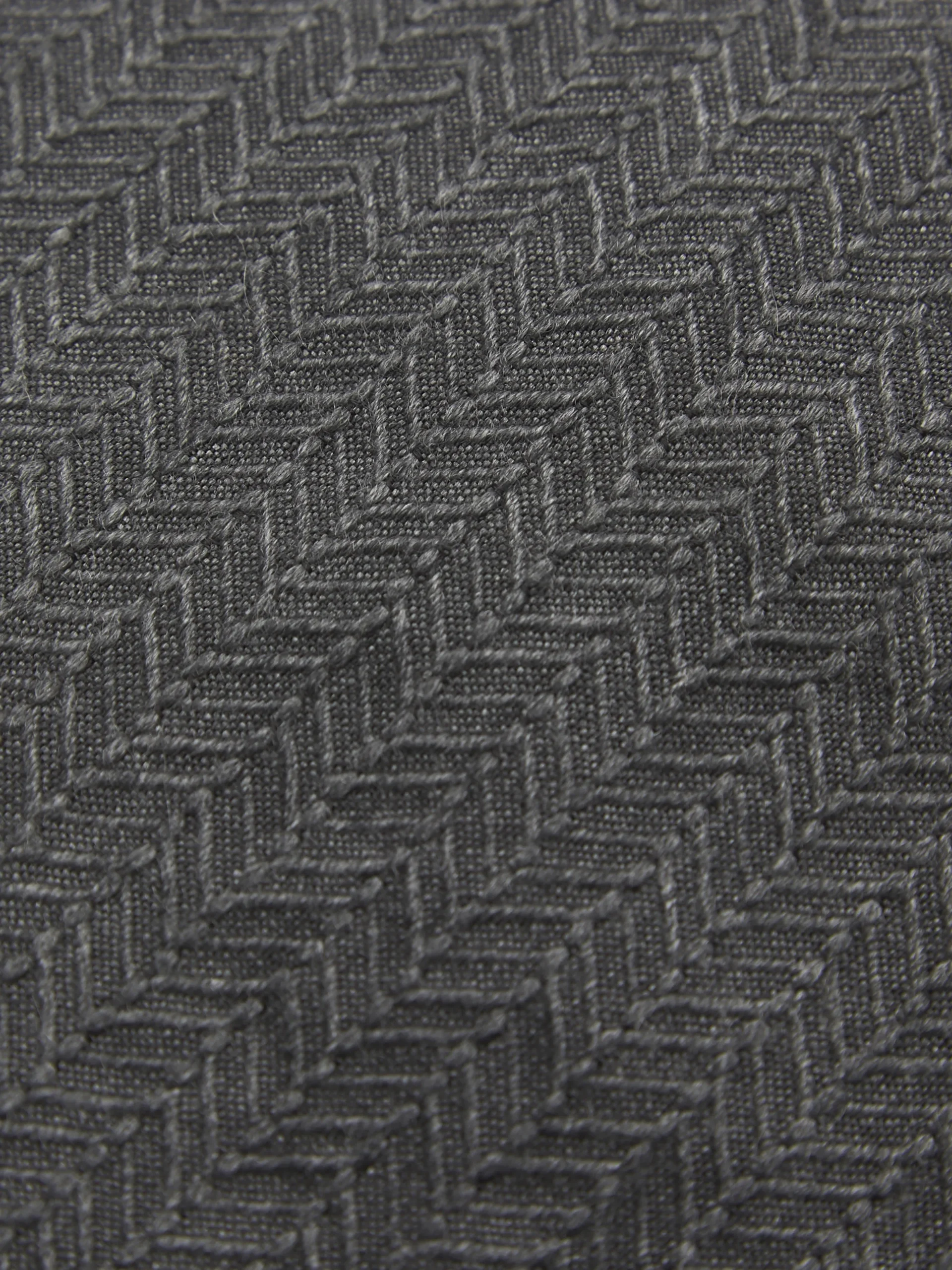 Dark grey silk unlined tie