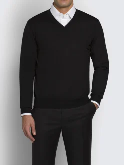 Essential black wool, cashmere and silk V-neck sweater