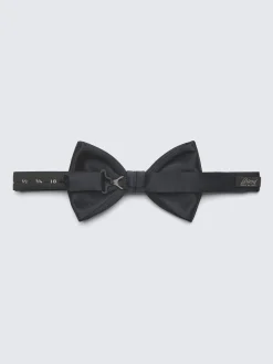 Essential midnight blue silk bow tie