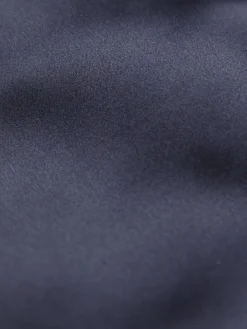 Essential navy blue silk tie