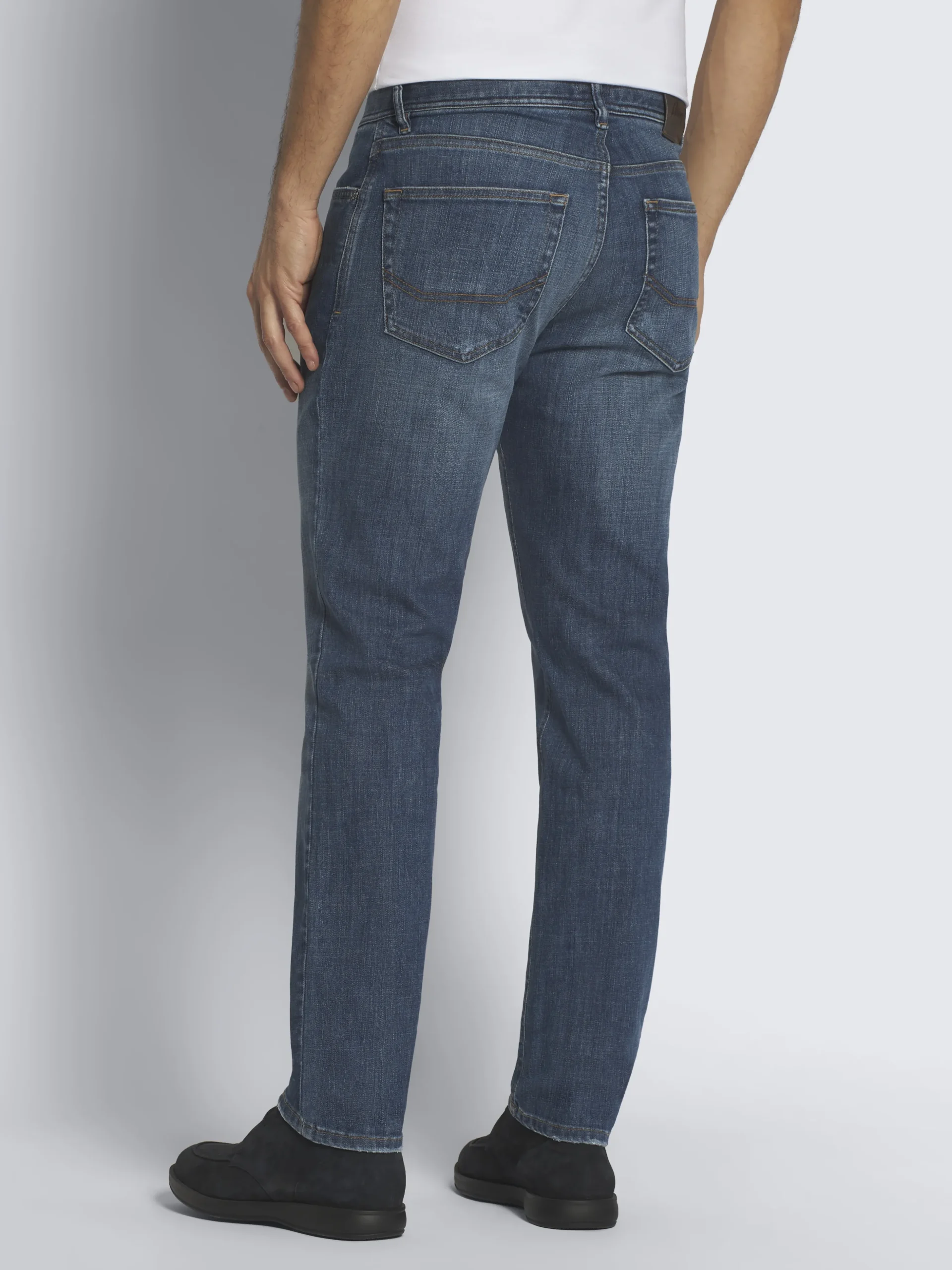 Essential sky blue organic stretch cotton Meribel jeans