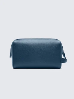 Sapphire blue grained leather beauty case