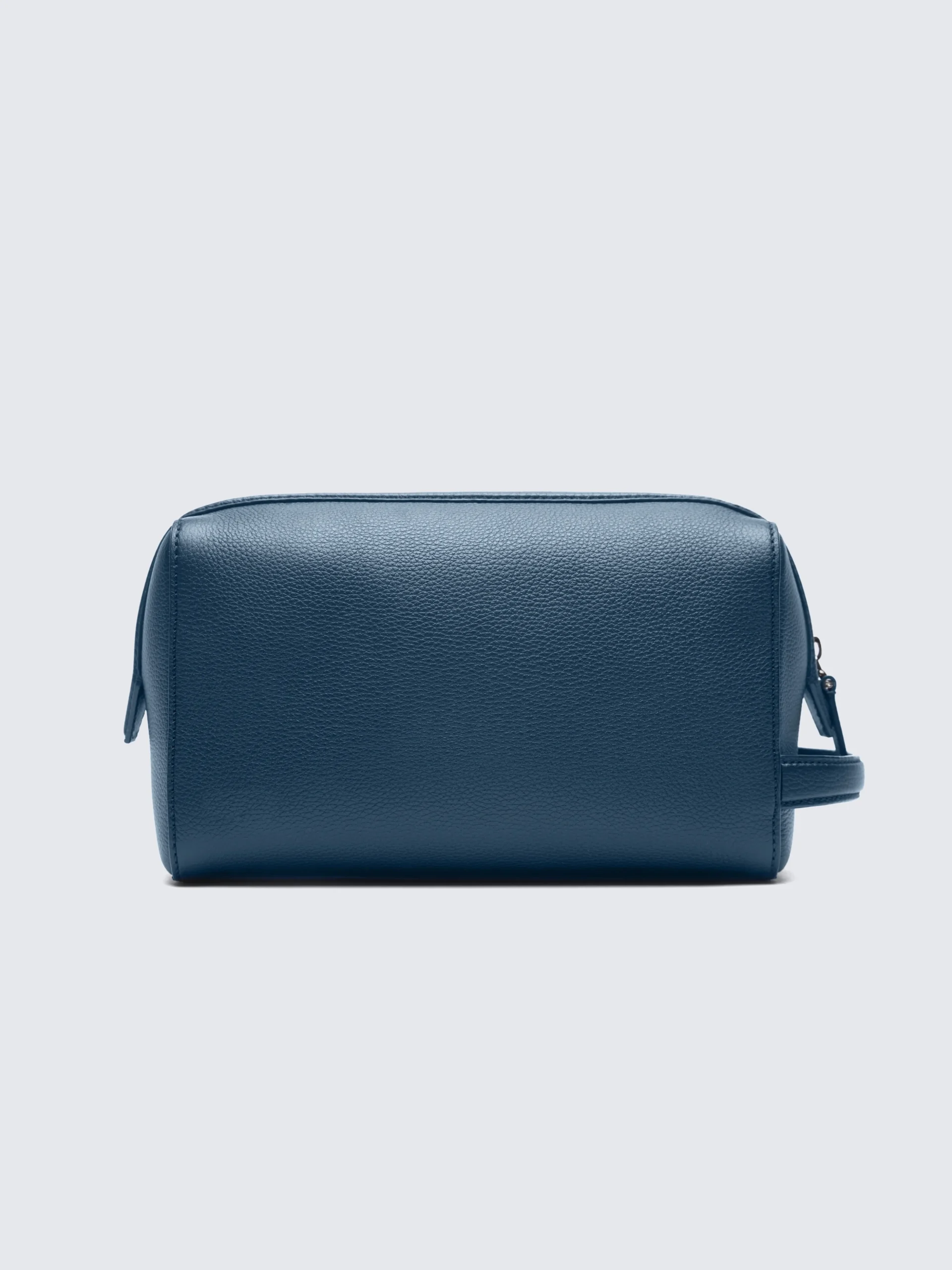 Sapphire blue grained leather beauty case