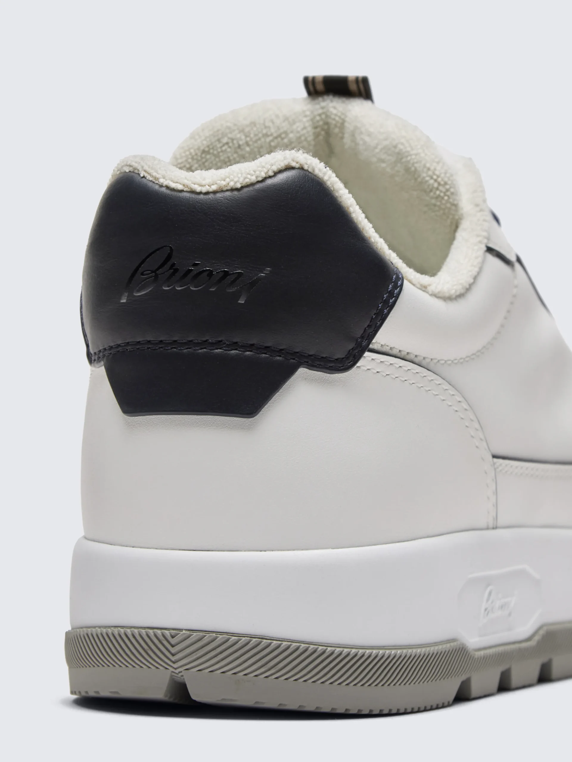 White and midnight blue Crossing sneakers
