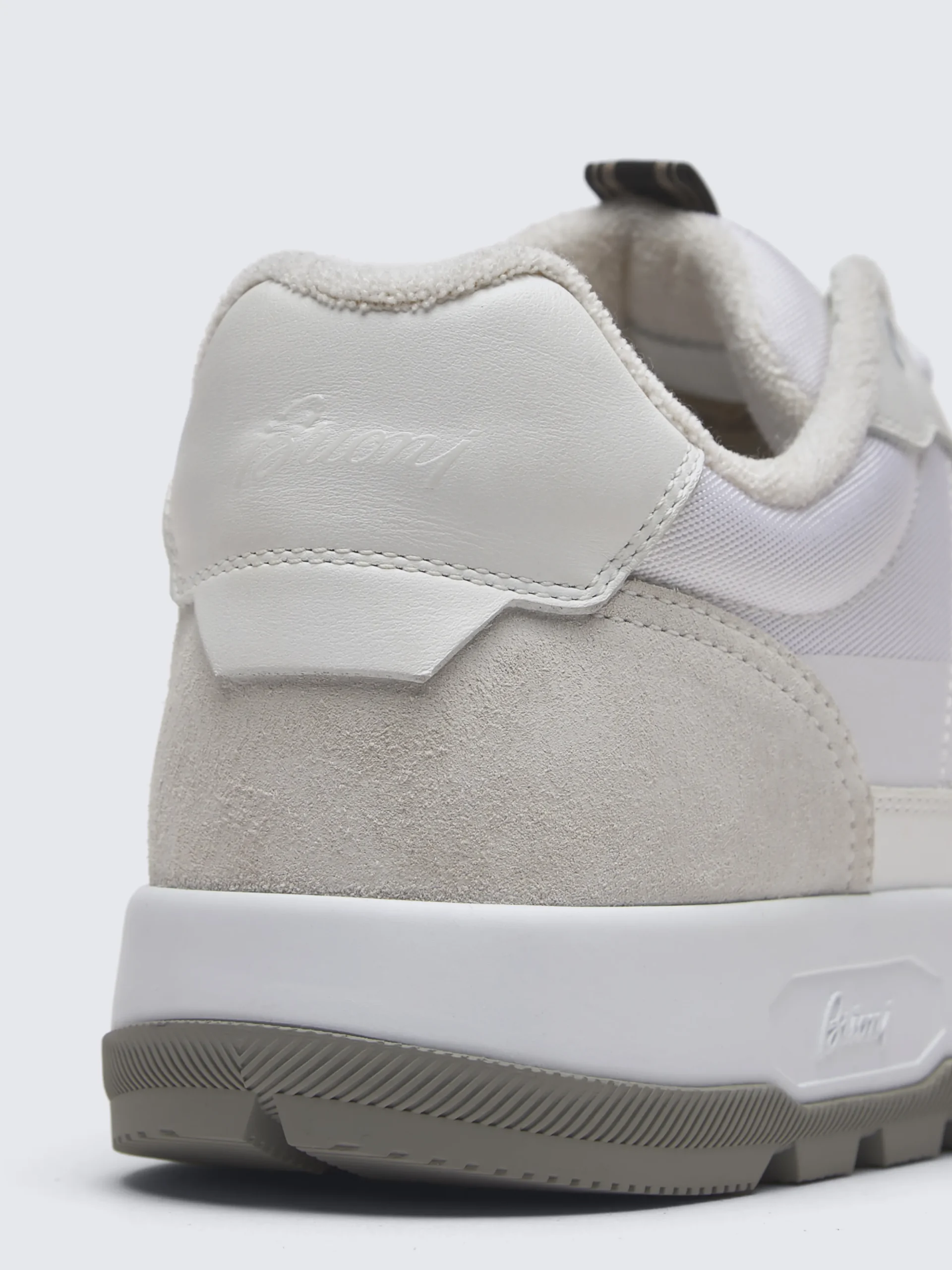White Crossing sneakers